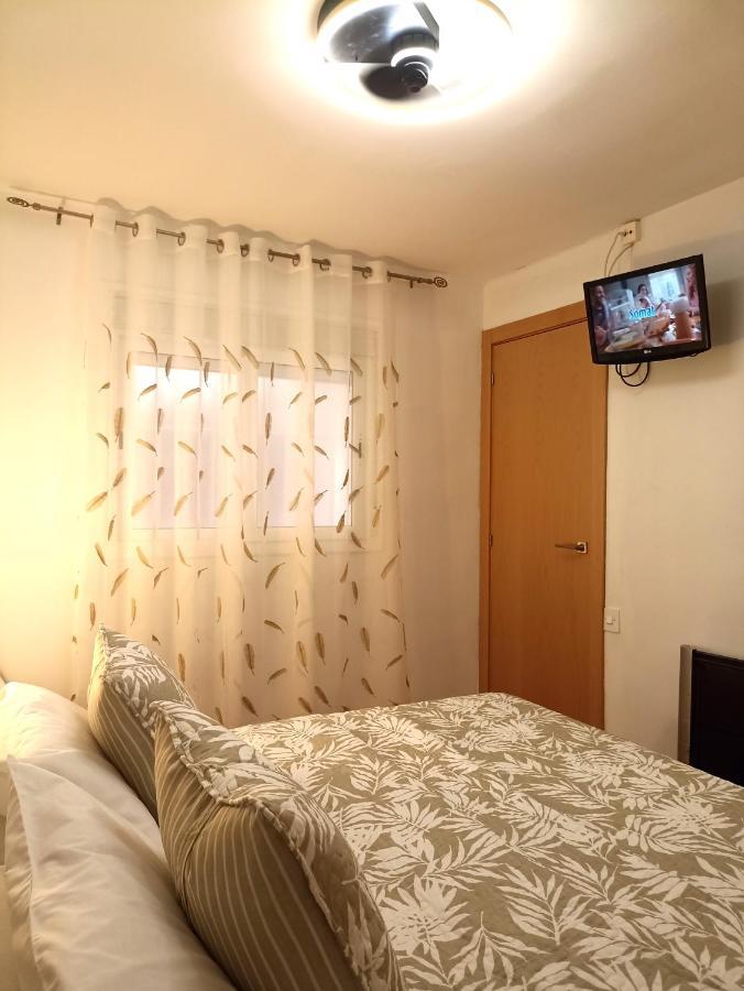 Brisas Del Mar Apartment Салоу Екстериор снимка