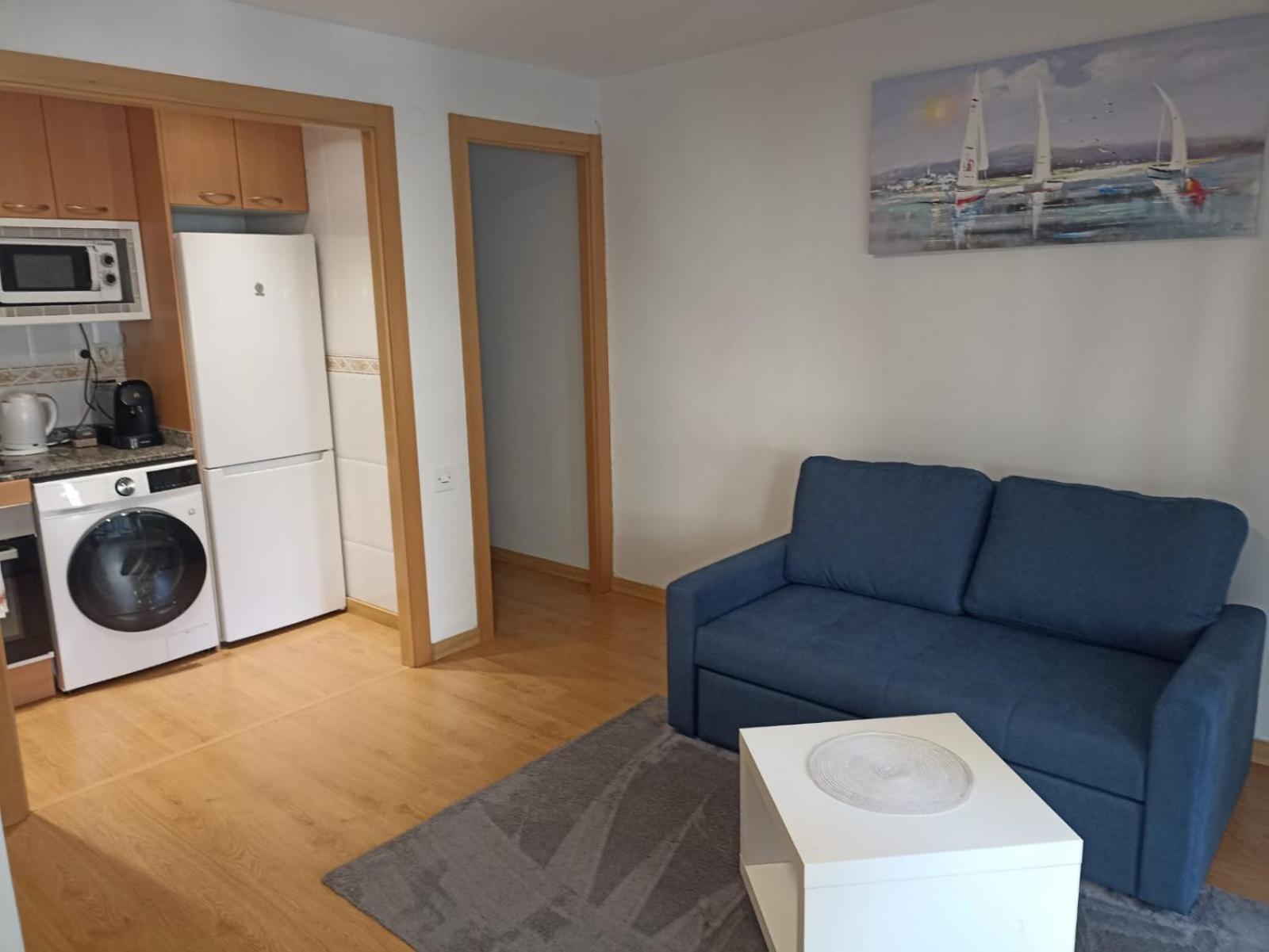 Brisas Del Mar Apartment Салоу Екстериор снимка