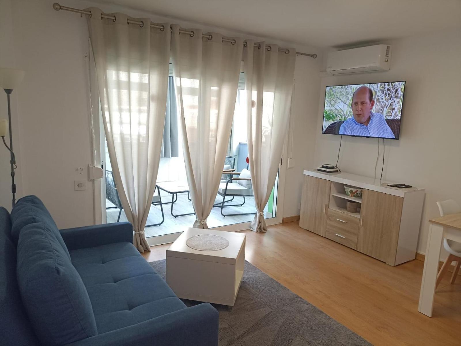 Brisas Del Mar Apartment Салоу Екстериор снимка
